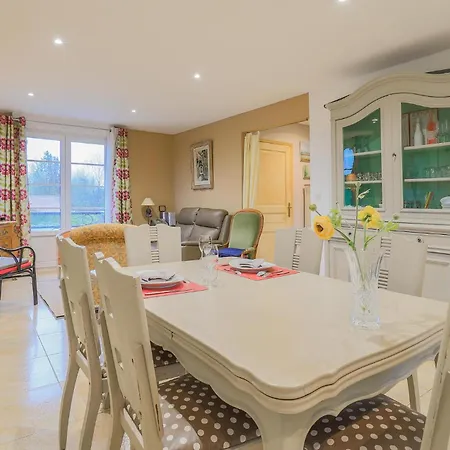 4 Bedroom In Attin La Paix-faite Prázdninový dům